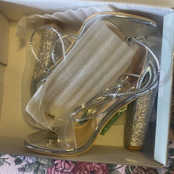 LALA IKAI Women’s Rhinestone High Heels Sandals Ankle Strappy Clear - Picture 10 of 13